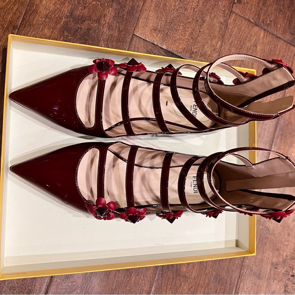 Authentic Fendi caged flats in perfect condition